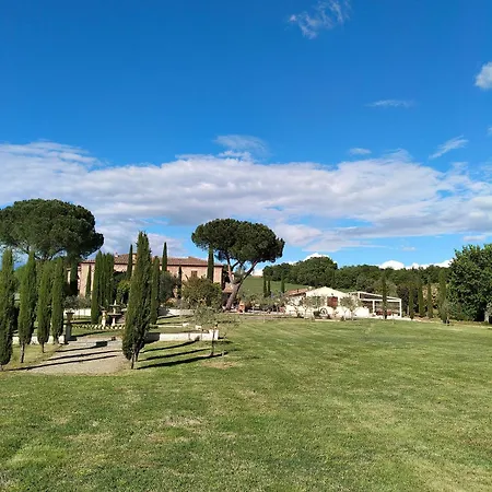 Nobile Family 4* كورتونا